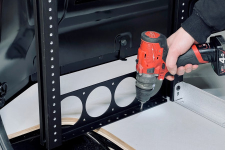 Material para fijación con tornillos (no apto para vehículos eléctricos)