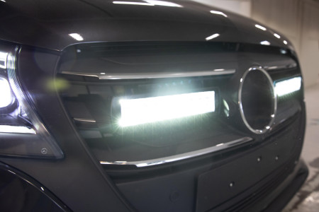 Rampa empotrada LED Mercedes Vito 2024-