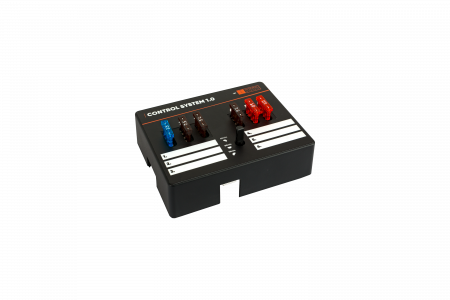 Control System 2.7 controla las luces de trabajo y las luces de advertencia