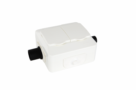 Plug-in para doble toma eléctrica con continuación